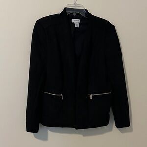 Carmen Marc Valvo Elegant Black Blazer with Silver Zippers